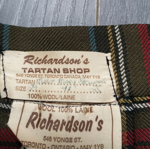 Wool Kilt / Tartan Skirt - Picture 5 of 6